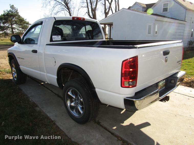 image for item DD2970 2005 Dodge Ram 1500 SLT pickup truck