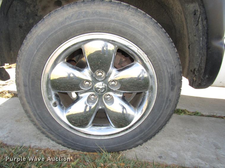 image for item DD2970 2005 Dodge Ram 1500 SLT pickup truck