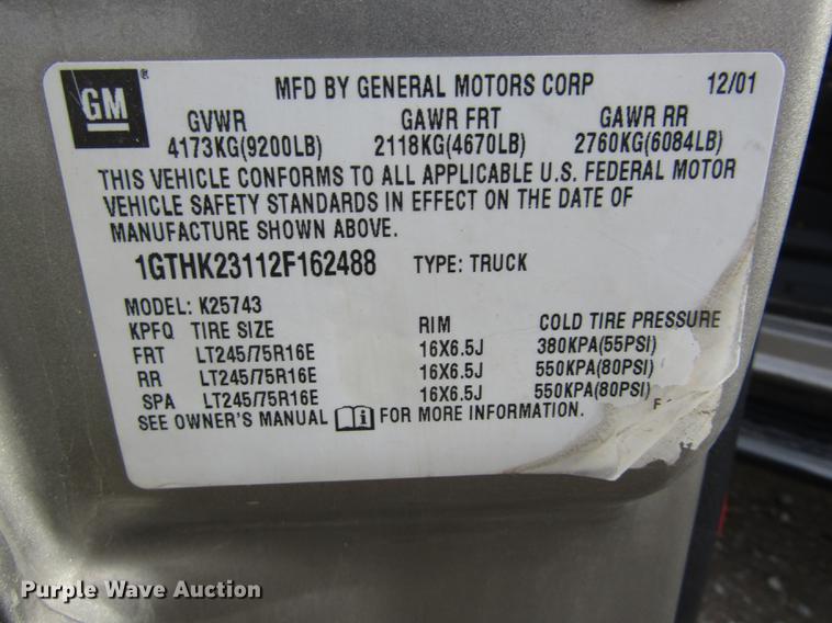 image for item DD2985 2002 GMC Sierra 2500HD SLE Crew Cab pickup truck