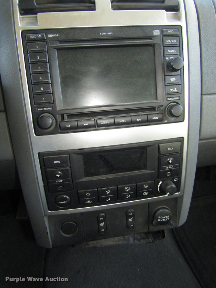 image for item DD2986 2005 Dodge Durango Limited SUV