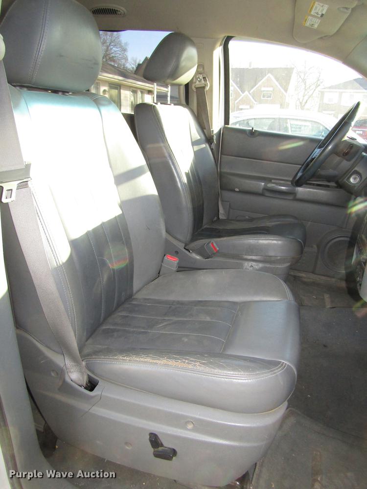 image for item DD2986 2005 Dodge Durango Limited SUV