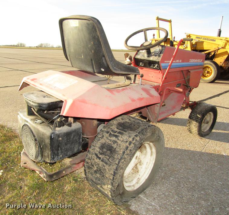 image for item DD2990 Gravely Professional 20-G lawn tractor