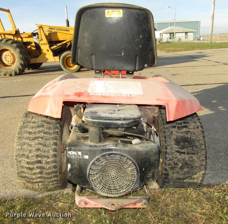 image for item DD2990 Gravely Professional 20-G lawn tractor