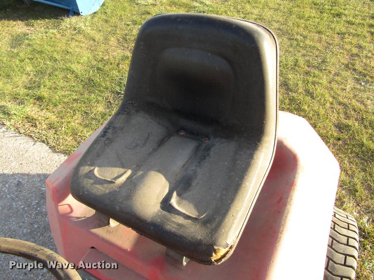 image for item DD2990 Gravely Professional 20-G lawn tractor