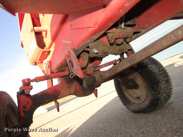 image for item DD2990 Gravely Professional 20-G lawn tractor