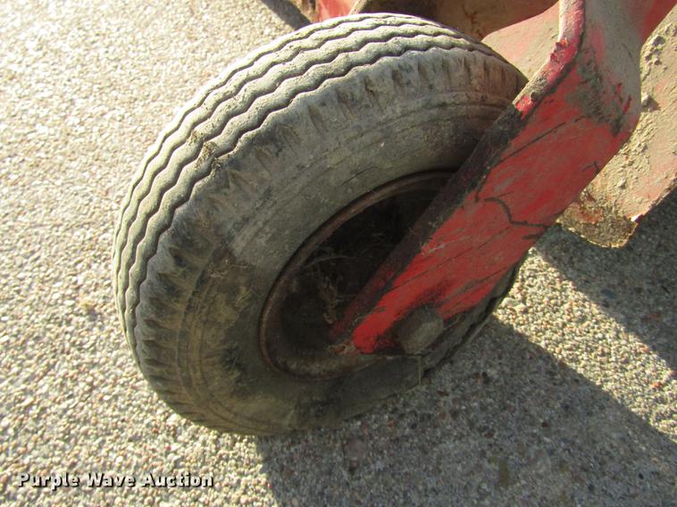 image for item DD2990 Gravely Professional 20-G lawn tractor