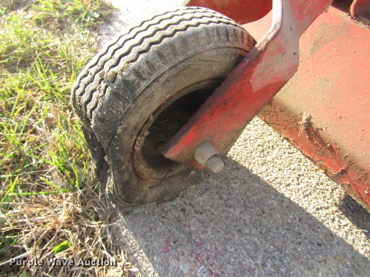 image for item DD2990 Gravely Professional 20-G lawn tractor