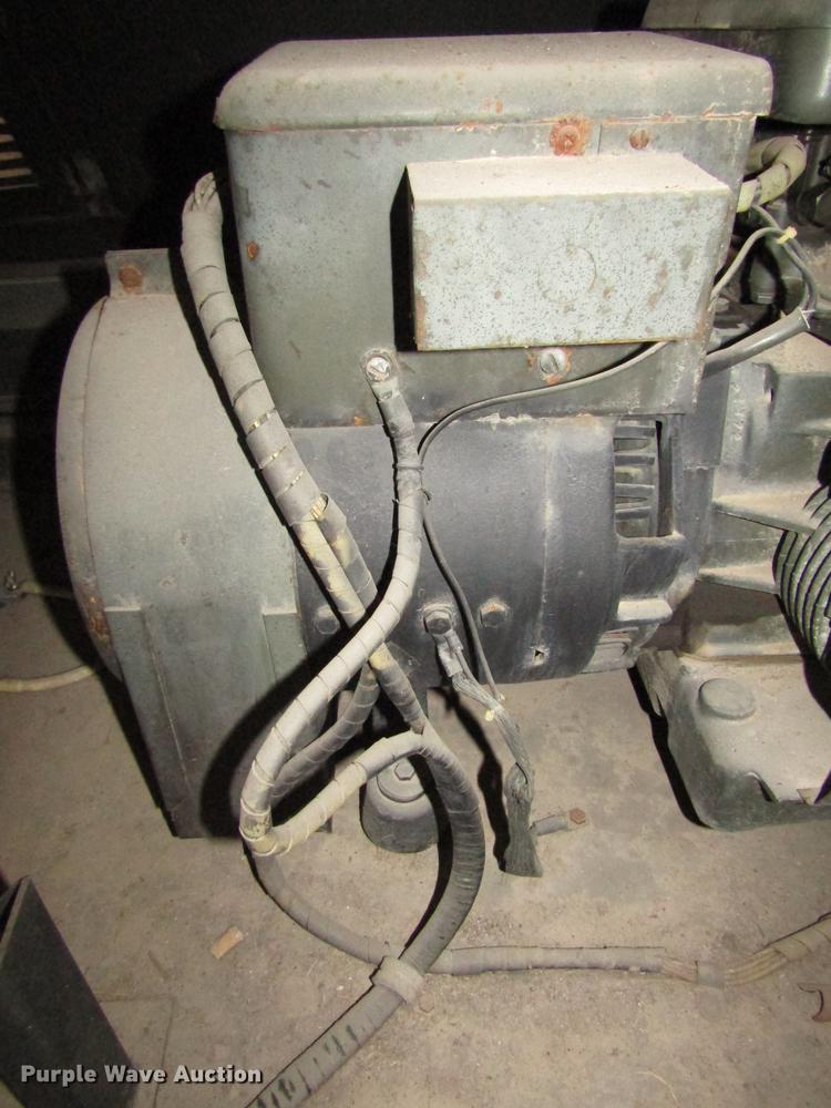 image for item DD2995 Stewart Avionics US NF-2 light plant