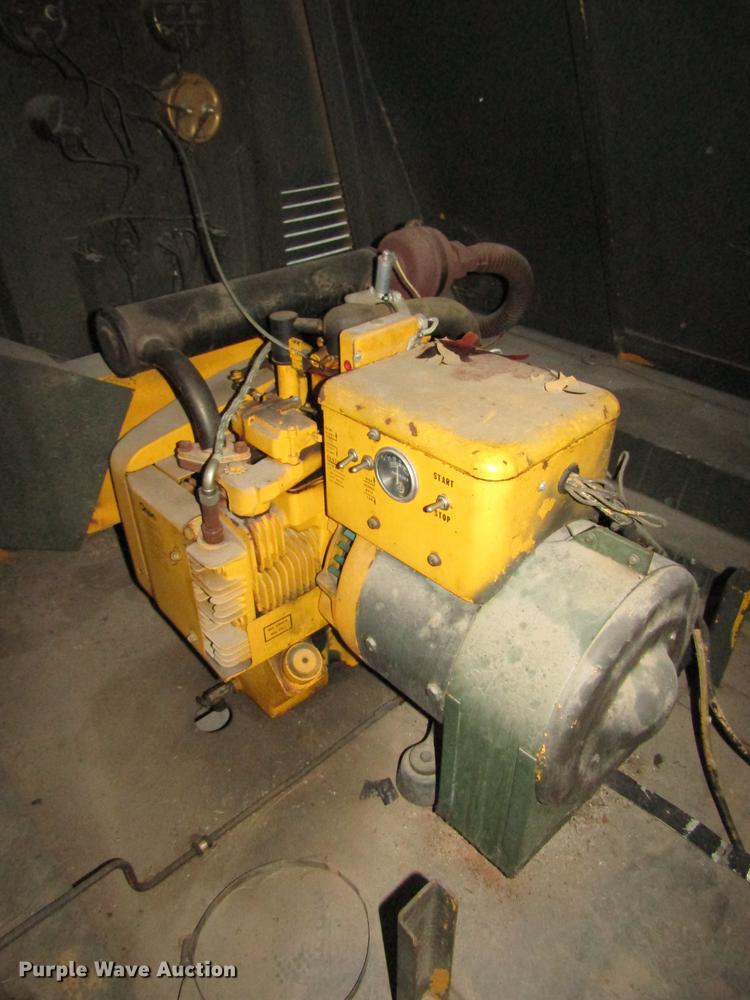 image for item DD2996 American Air Filter NF-2FPEG-2 light plant