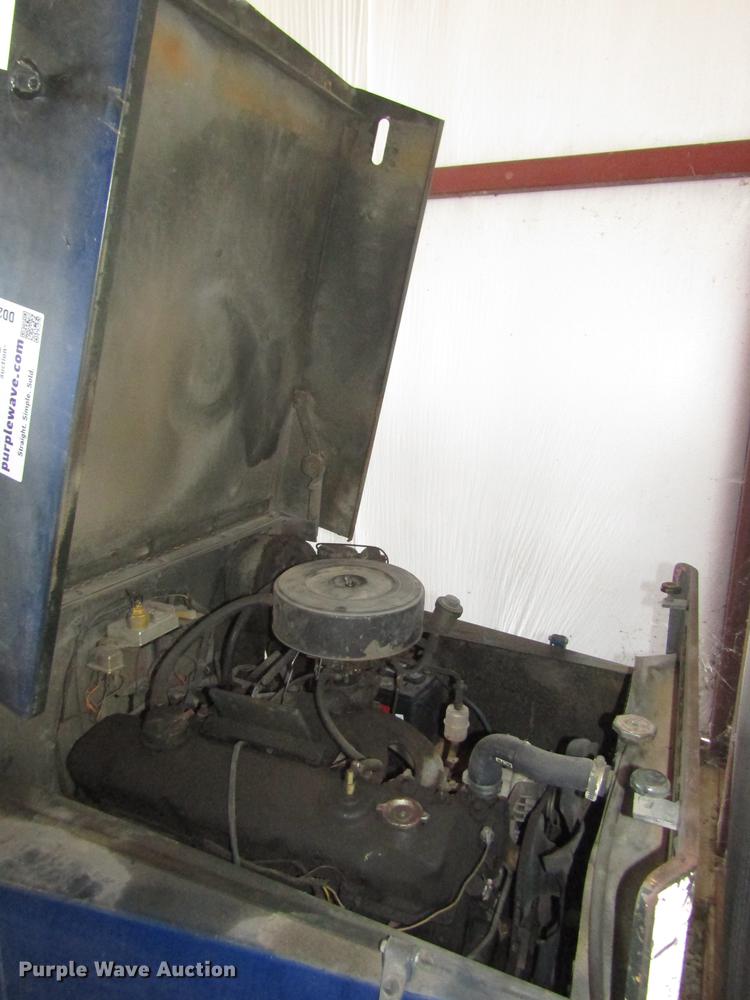 image for item DD2997 Delorean DMC/Logan tow tractor