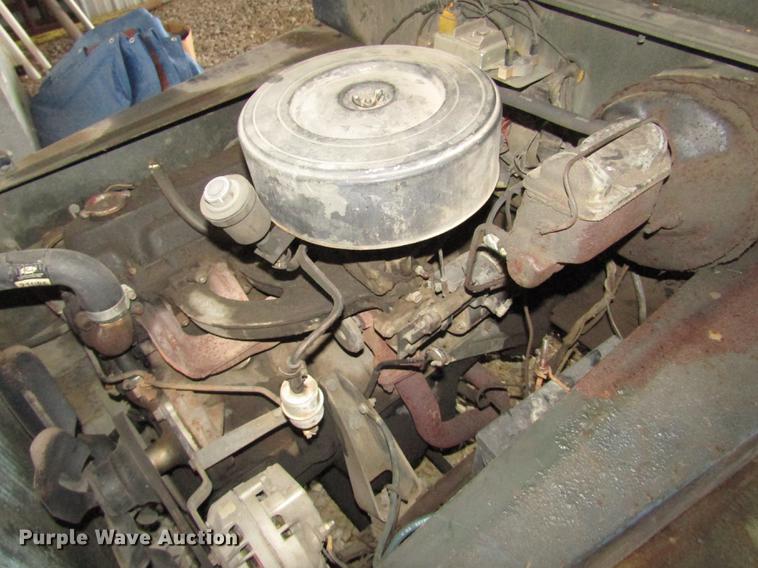 image for item DD2997 Delorean DMC/Logan tow tractor