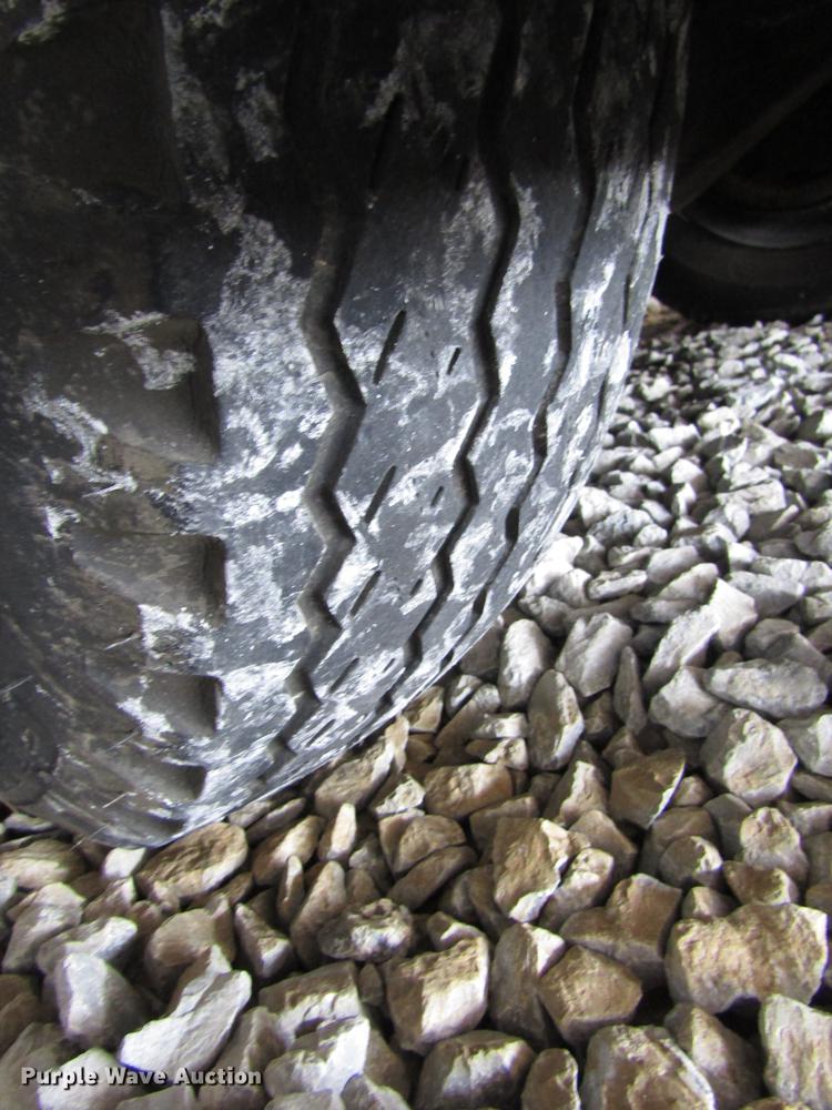 image for item DD2997 Delorean DMC/Logan tow tractor