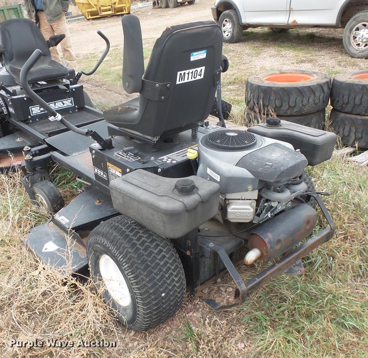 Swisher Z-Max XZT ZTR lawn mower in Box Elder, SD | Item DE9450 sold