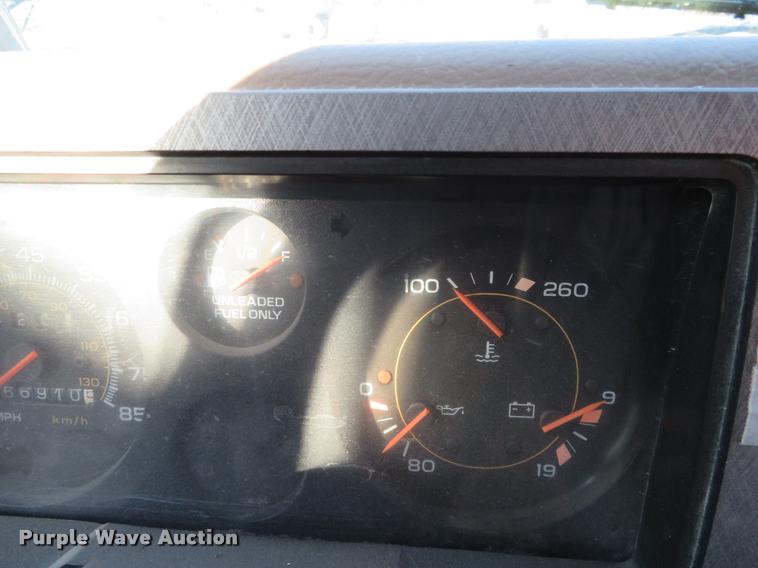 image for item DI9841 1995 Chevrolet G3500 school bus