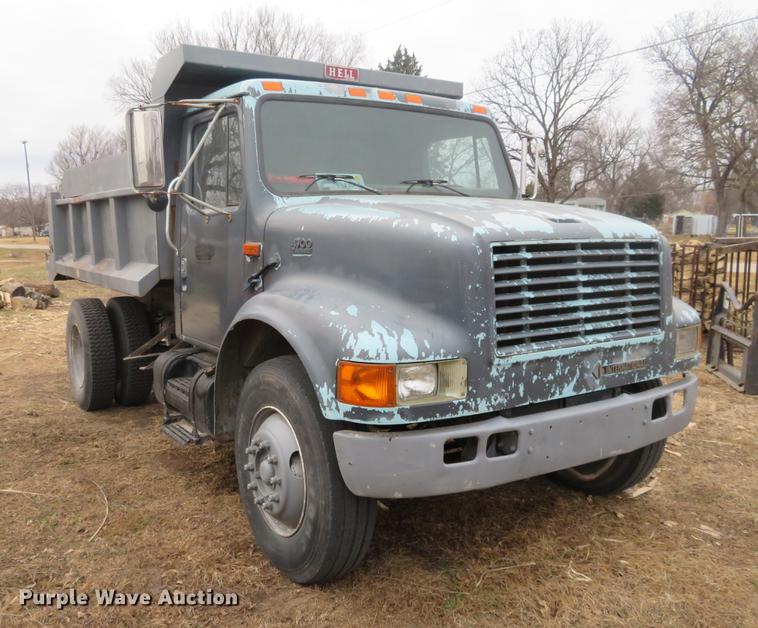 image for item DI9929 1995 International 4700 dump truck
