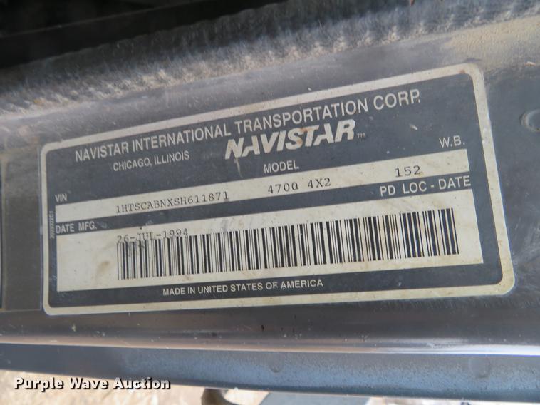 image for item DI9929 1995 International 4700 dump truck