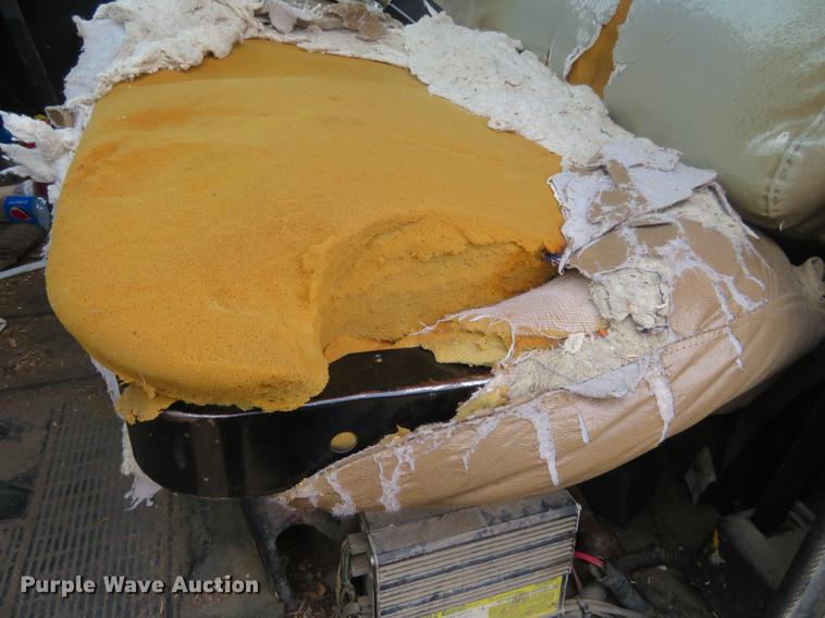 image for item DI9929 1995 International 4700 dump truck