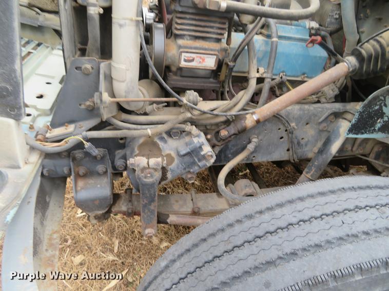 image for item DI9929 1995 International 4700 dump truck