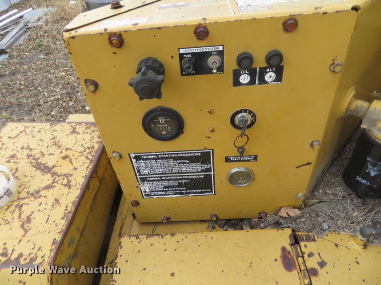 image for item DI9930 Vermeer BC1250 wood chipper