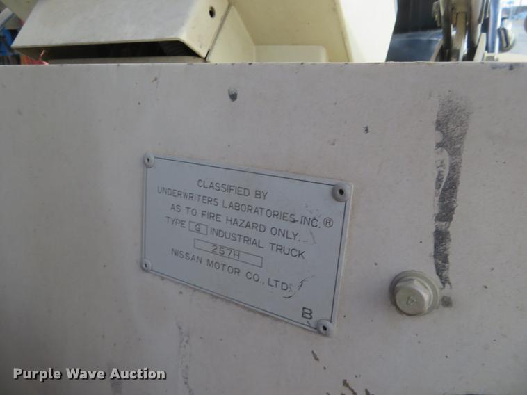 image for item DI9939 Nissan 90 forklift