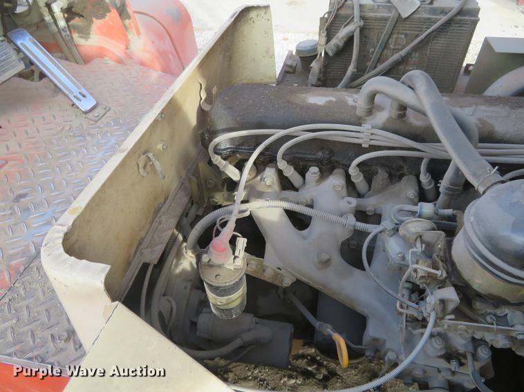 image for item DI9939 Nissan 90 forklift