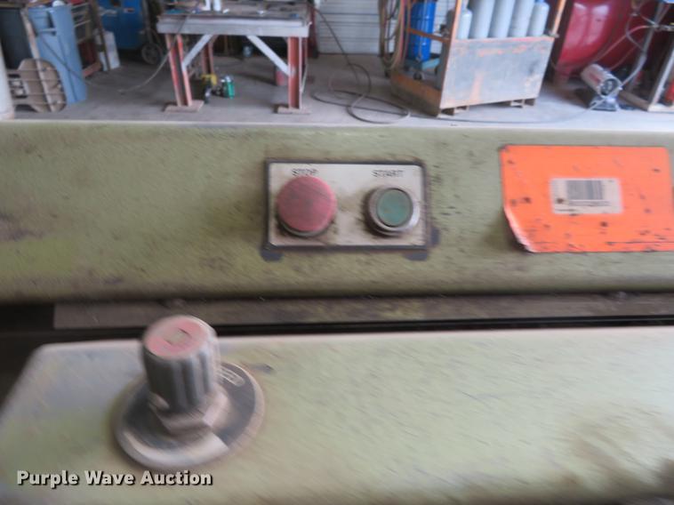 image for item DI9940 Startrite 600 band saw