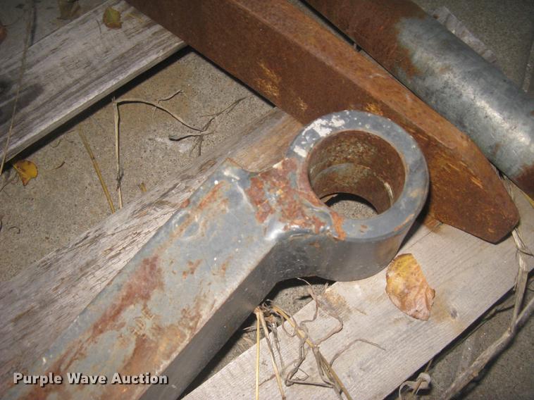 image for item DL9775 (2) lift forks