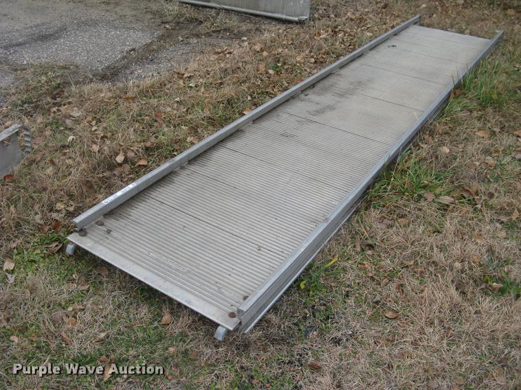 image for item DL9779 Aluminum ramp