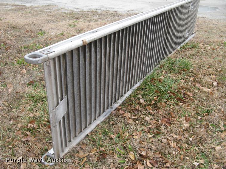 image for item DL9779 Aluminum ramp