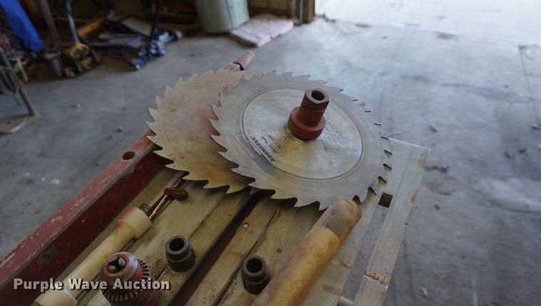 image for item DN9474 Powr-Kraft wood lathe