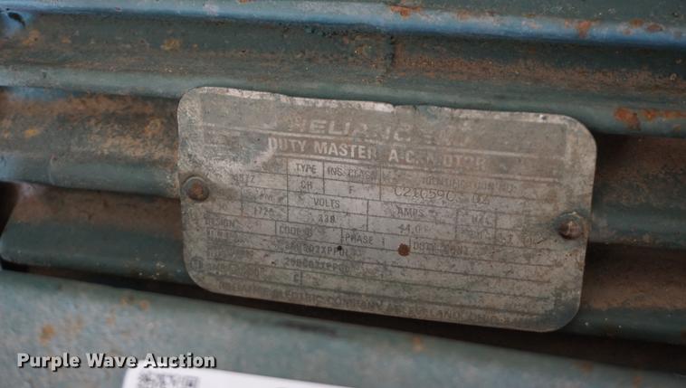 image for item DN9475 Quincy air compressor