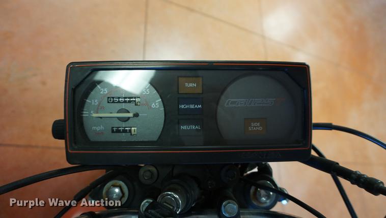 image for item DN9477 1990 Honda CB125T motorcycle