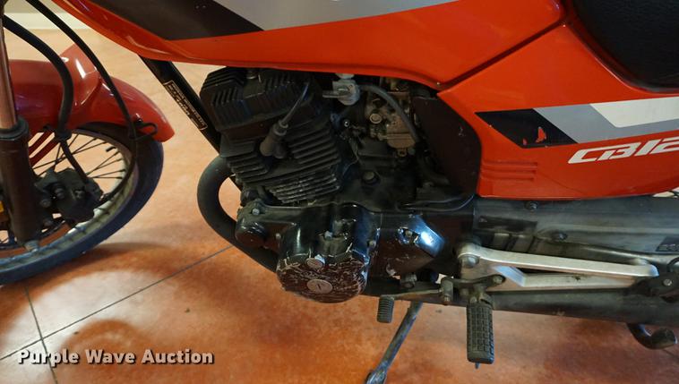 image for item DN9477 1990 Honda CB125T motorcycle