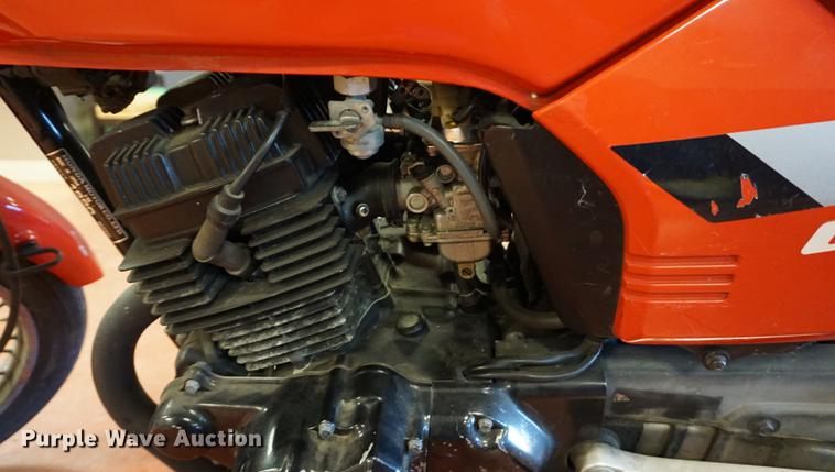 image for item DN9477 1990 Honda CB125T motorcycle