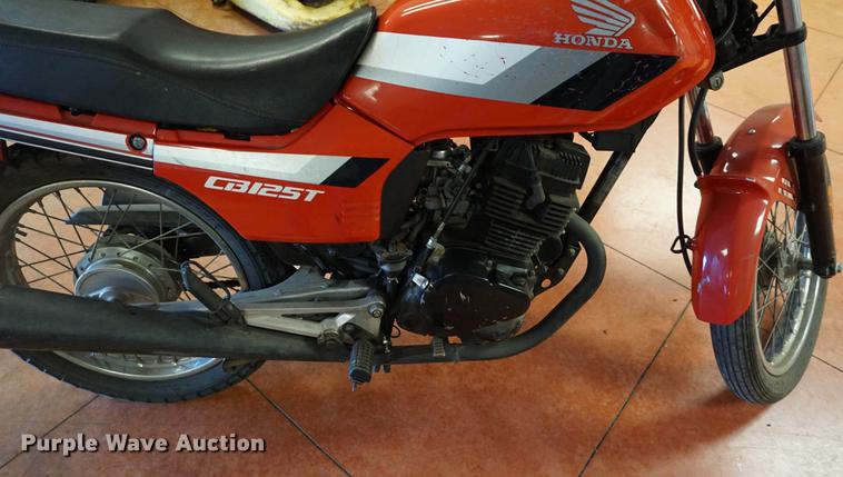 image for item DN9477 1990 Honda CB125T motorcycle