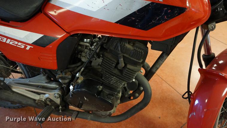 image for item DN9477 1990 Honda CB125T motorcycle
