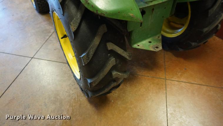 image for item DN9478 1966 John Deere 110 lawn mower