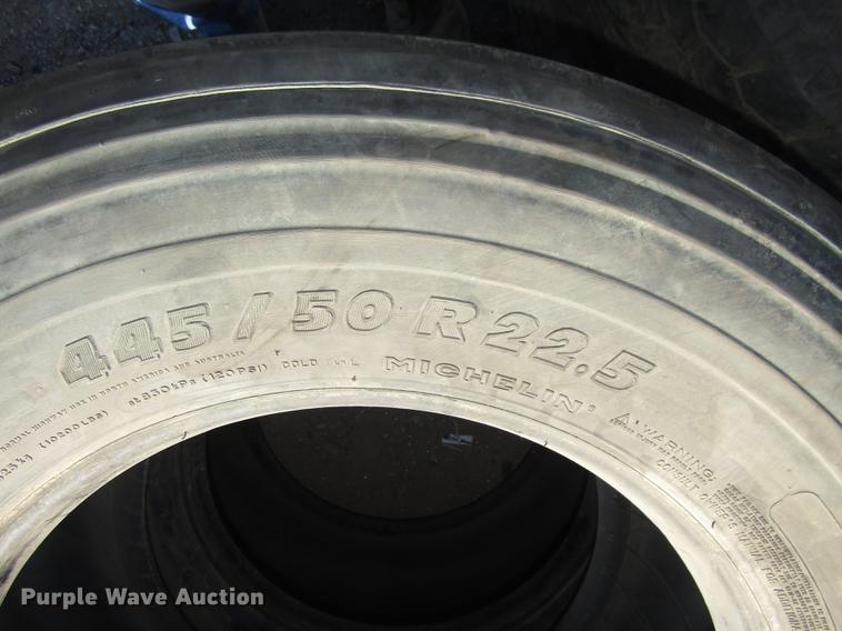 image for item DO9076 (8) super single tires
