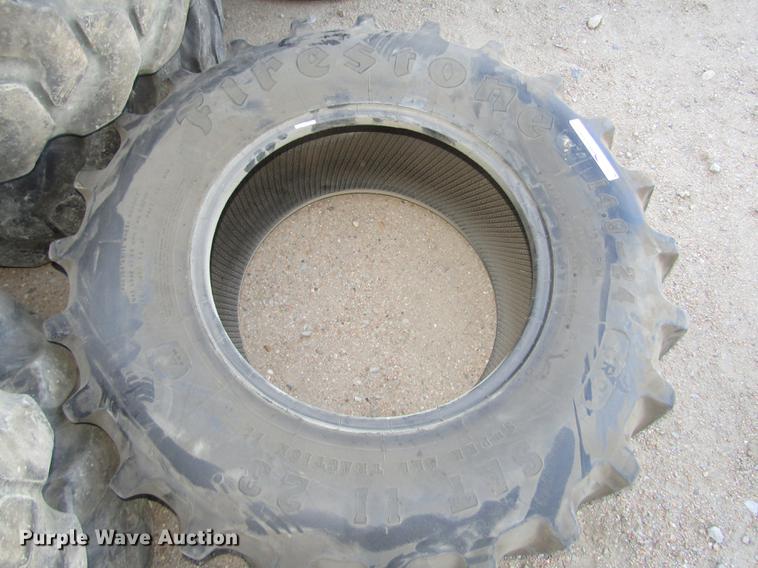 image for item DO9077 (5) Firestone tires