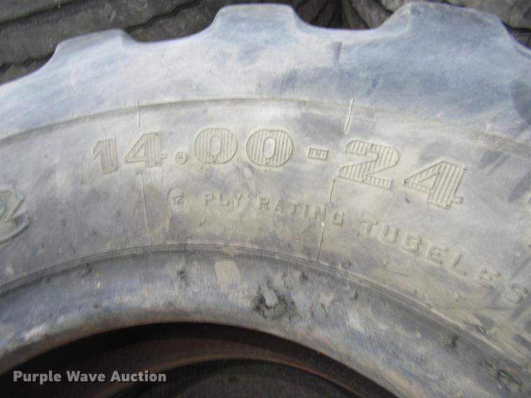 image for item DO9077 (5) Firestone tires
