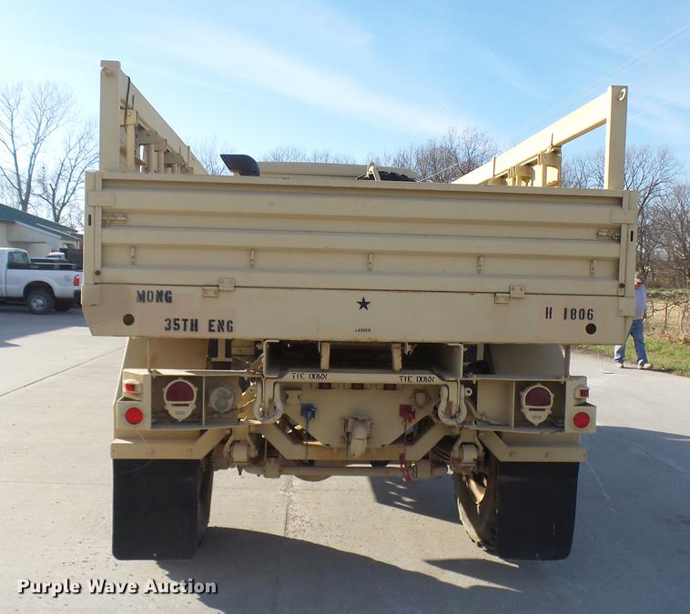 image for item DP9600 1997 Stewart Stevenson M-1078 flatbed truck