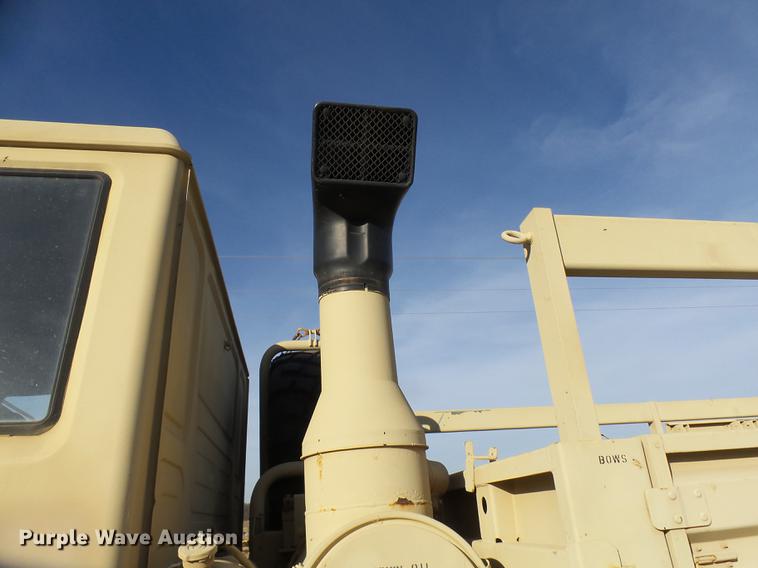 image for item DP9600 1997 Stewart Stevenson M-1078 flatbed truck