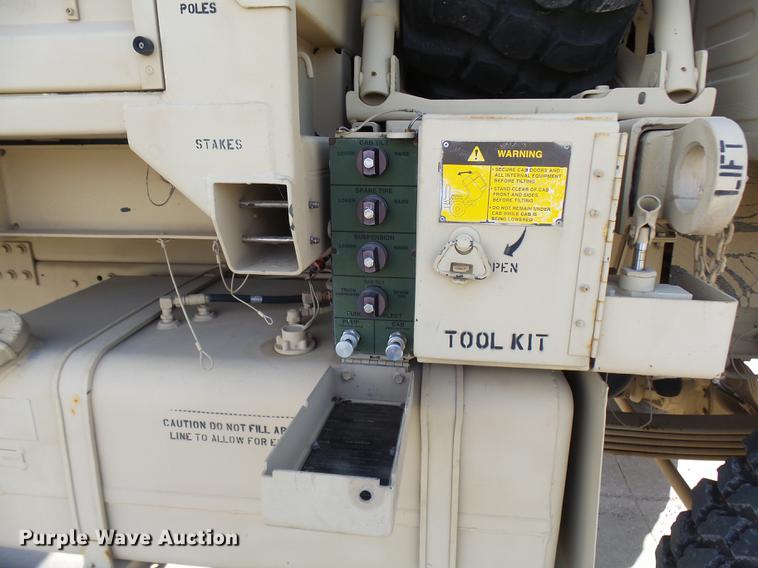 image for item DP9600 1997 Stewart Stevenson M-1078 flatbed truck