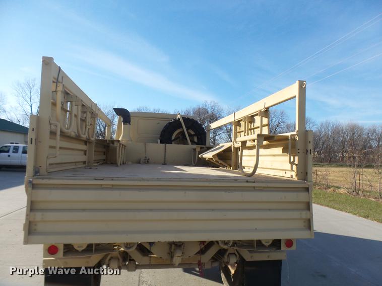 image for item DP9600 1997 Stewart Stevenson M-1078 flatbed truck