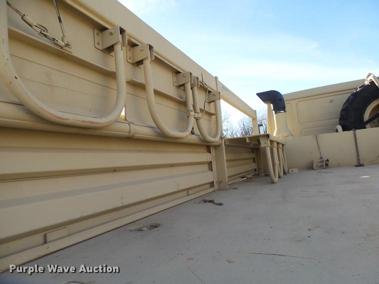 image for item DP9600 1997 Stewart Stevenson M-1078 flatbed truck