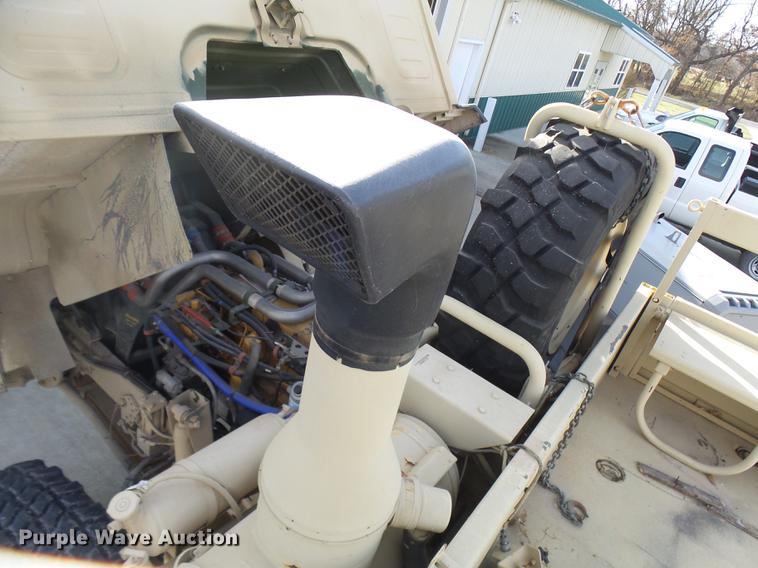 image for item DP9600 1997 Stewart Stevenson M-1078 flatbed truck