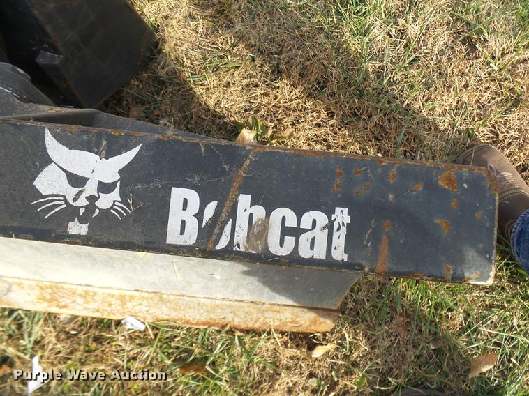 image for item DP9608 2011 Bobcat Dozer 96 six-way blade