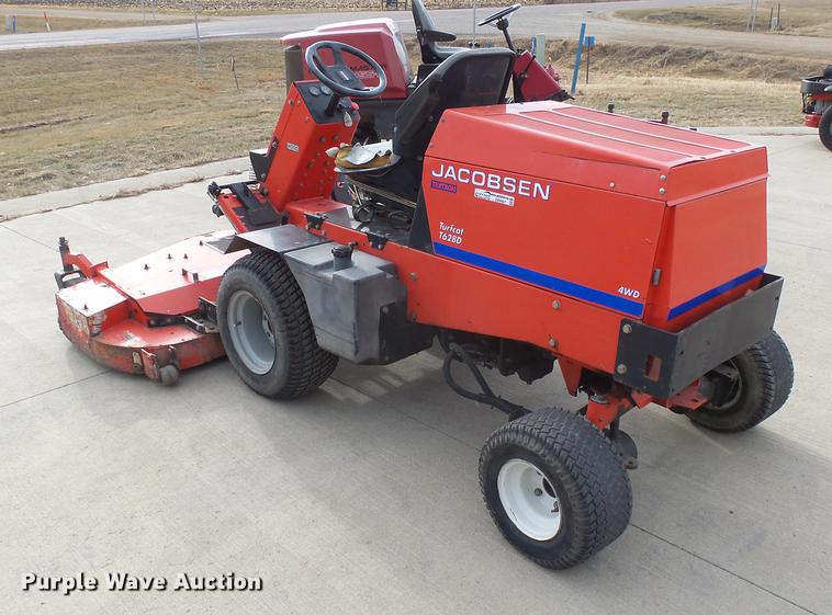 image for item DX9007 Jacobsen T628D Turf Cat lawn mower