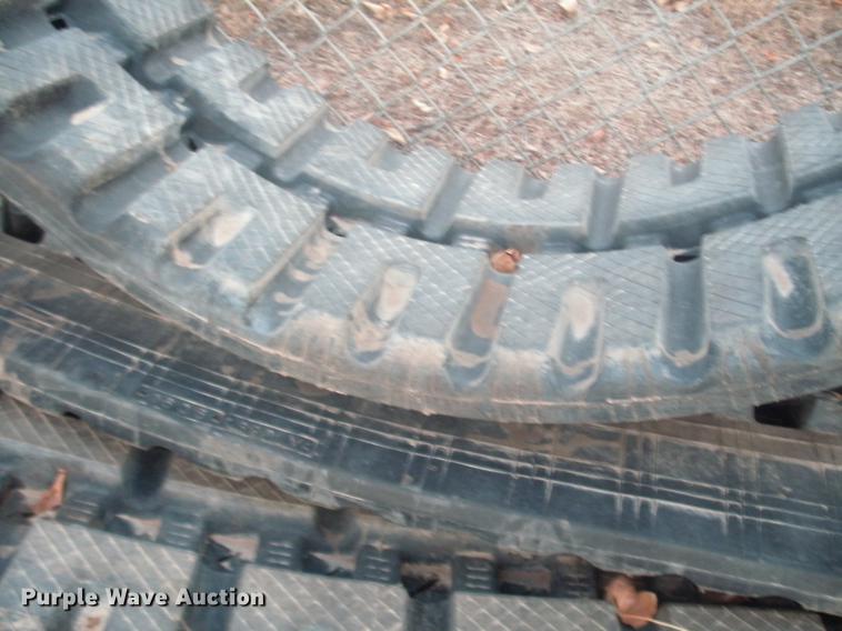 image for item DX9013 450x55x86 skid steer tracks