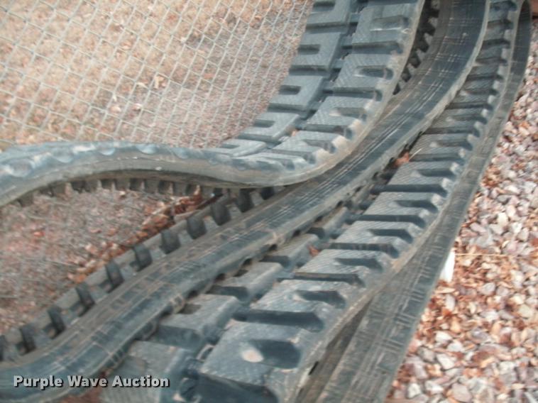 image for item DX9013 450x55x86 skid steer tracks